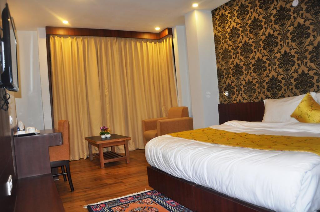 The Golden Crest Gangtok Exterior foto